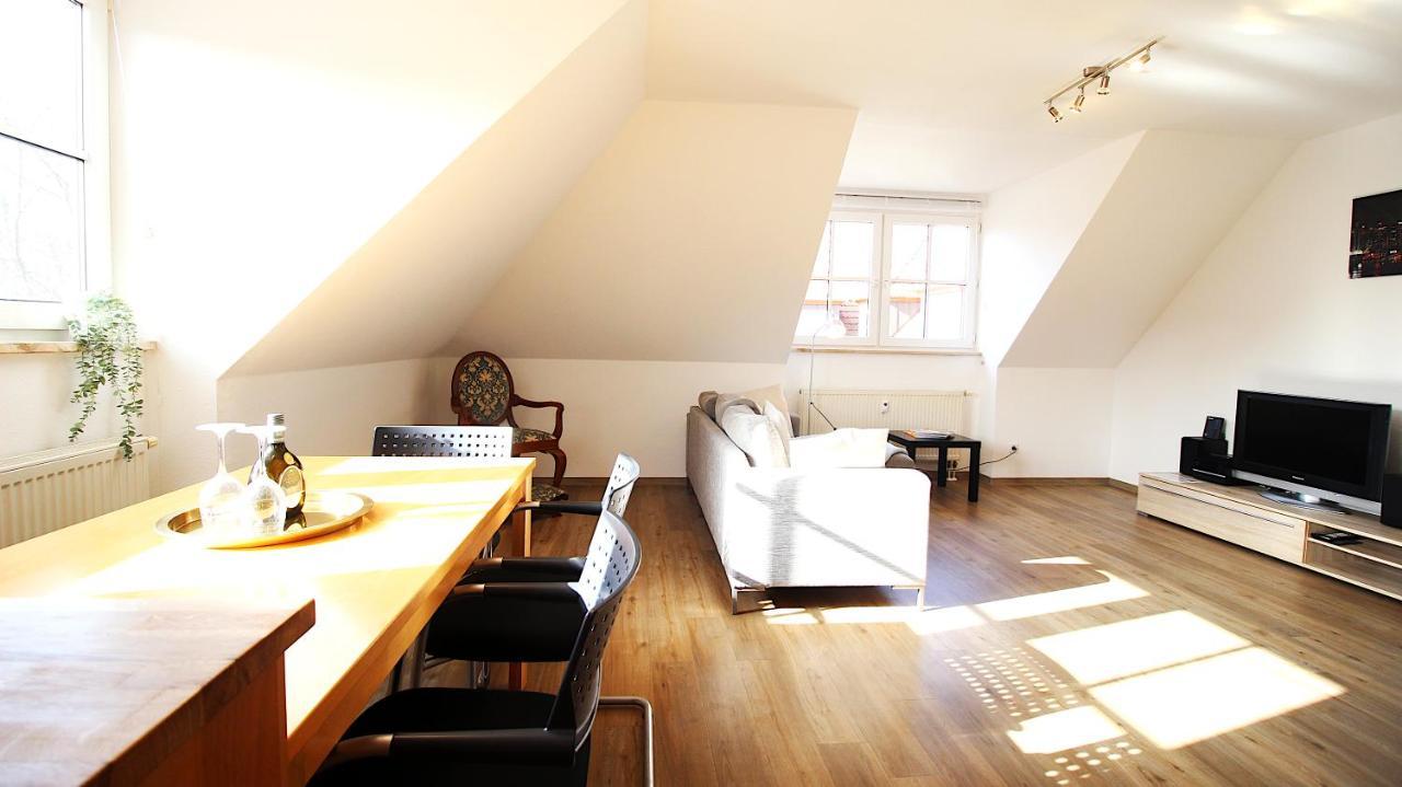 Homie Stay Zell - Apartment Mit Privatparkplatz Zell am Main Ngoại thất bức ảnh